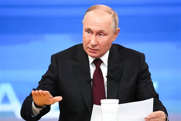 Putin: Kiev, 'nihai zafer' için savaşma fikrinden vazgeçmeye hala hazır değil
