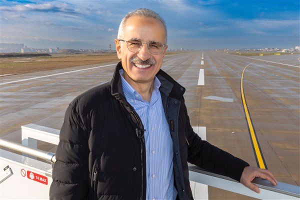 Bakan Uraloğlu, Türk Devletleri Teşkilatı Gayriresmî Zirvesi için Azerbaycan'da