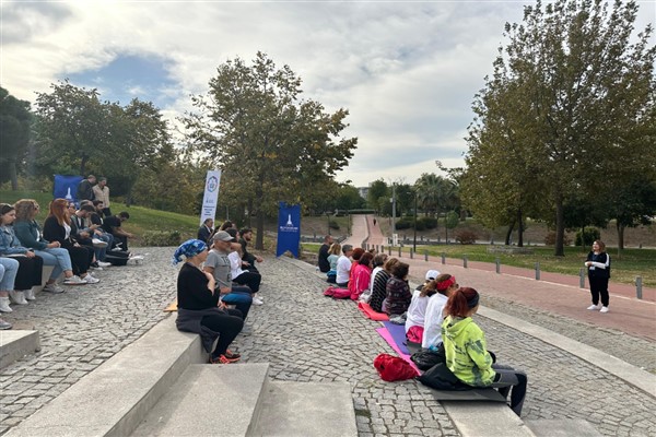 İzmir Büyükşehir'den sağlıklı yaşama destek projeleri