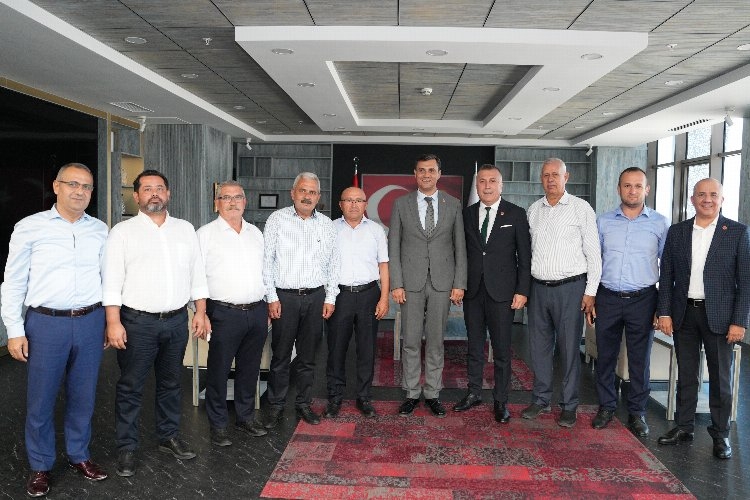 Manisa'da Üzümde Çifte Verim Sağlanıyor