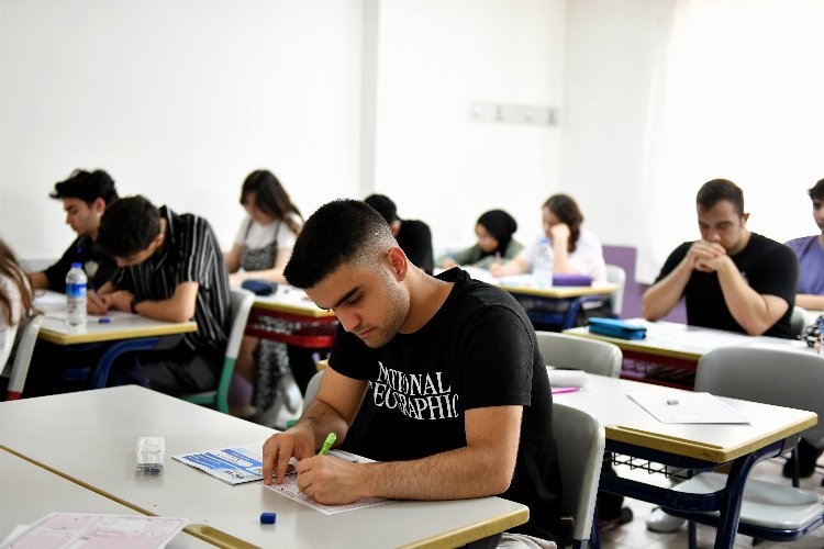 MURGEM'den YKS'de %83 Başarı Oranı