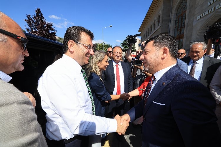 Ekrem İmamoğlu, Başkan Arı’ya Ziyarette Bulundu