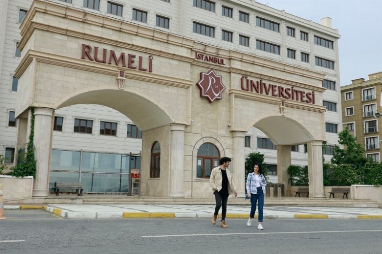 İstanbul Rumeli Üniversitesi'nden Burs Fırsatları: Eğitimde Destek ve Şans