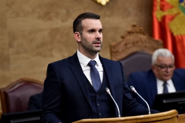 Spajic: AF Mia feribotu artık Bar'dan Ancona'ya sefer yapıyor