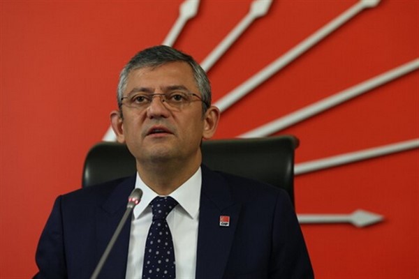 Özel, Erzincan Başbağlar Köyü'nde düzenlenen anma programına katıldı