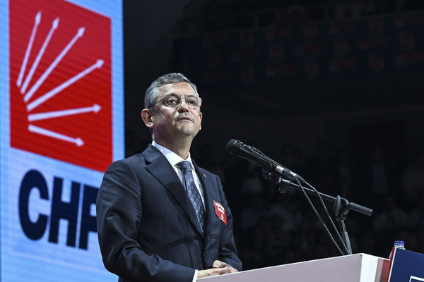 Özel, Kıbrıs Barış Harekatı’nın 50'nci yıl dönümü törenlerine katıldı