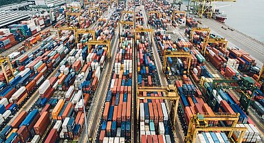 Bakan Bolat: Yılın ilk yarısında dış ticaret açığı yıllık bazda yüzde 30,5 azaldı