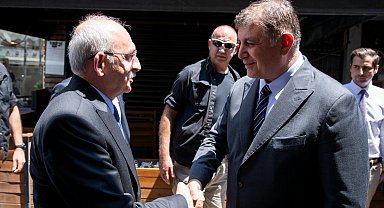 Başkan Tugay, Kılıçdaroğlu ile bir araya geldi