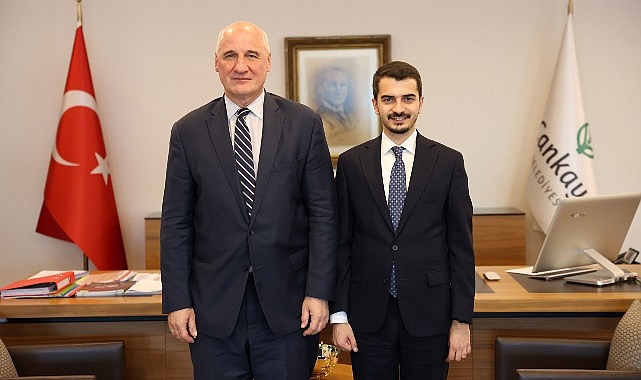 Çankaya Belediye Başkanı Hüseyin Can Güner, Ukrayna Büyükelçisi Vasly Bodnar, Macaristan Büyükelçisi Viktor Matis ve Yunanistan Büyükelçisi Theodoro Bizakis'i makamında konuk etti