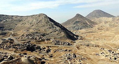 Çin ve Afganistan, Kabil’deki dev bakır madenini işletmeye açacak