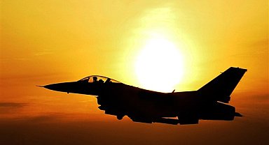 Irak'ın kuzeyindeki terör örgütü hedeflerine hava harekatı düzenlendi