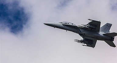 İsrail’e ait savaş uçakları, Hizbullah’ın bir dizi hedefine saldırı düzenledi