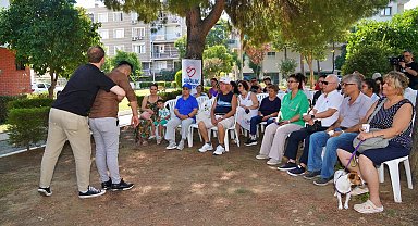 İzmir'de vatandaşlara beslenme, ilk yardım ve ev kazalarından korunma eğitimi verildi