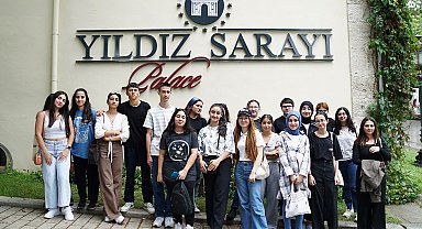 Küçükçekmeceli gençler İstanbul'u ücretsiz geziyor