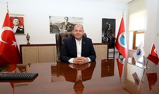 Menderes'te Sahne Tozu Sırası Büyüklerde