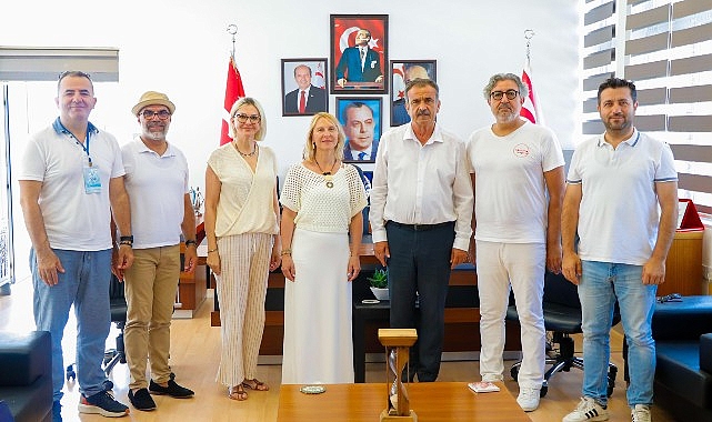 Nilüfer Çocuk ve Gençlik Korosu Kıbrıs'ta alkışları topladı