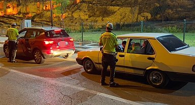 Şanlıurfa’daki trafik denetimlerinde 36 sürücüye cezai işlem uygulandı