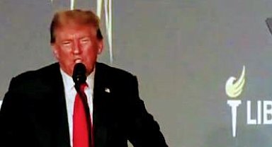 Trump destekçilerine gelecekte oy vermek zorunda kalmayacaklarını söyledi: Ayarlanacak