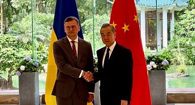Ukrayna Dışişleri Bakanı Kuleba, Çinli mevkidaşı ile görüştü