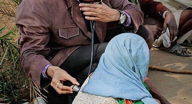 UNRWA: Gazze Şeridi'nde insanlar ciddi bir şekilde sağlık hizmetlerine ihtiyaç duyuyor