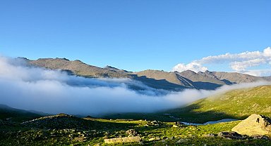 Bakan Yumaklı, Rize'de