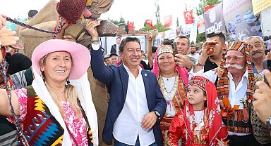 Başkan Aras, Seydikemer’de Kültür Şenliği’ne katıldı