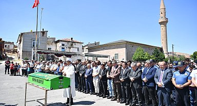 Başkan Büyükkılıç, selde hayatını kaybeden Saraç'ın cenaze törenine katıldı