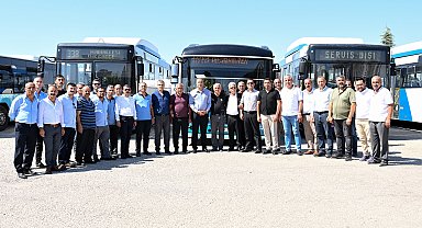 Başkan Şahin, otobüs şoförleriyle buluştu