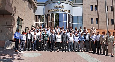 Başkan Ünlüce, Seyitgazi muhtarlarıyla buluştu