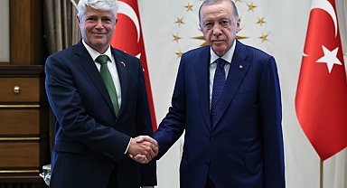 Büyükelçilerden Cumhurbaşkanı Erdoğan'a güven mektubu