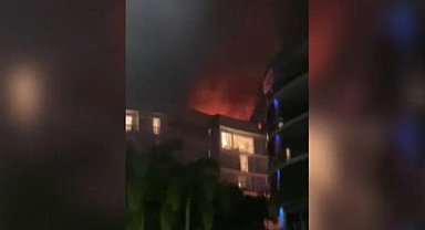Çalıntı helikopter Hilton otelinin çatısına çarptı