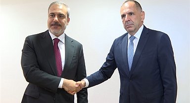 Dışişleri Bakanı Fidan, Yunan mevkidaşı Gerapetritis ile bir araya geldi