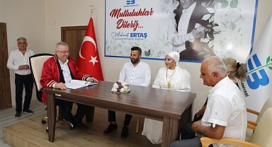 Edremit Belediyesi Evlendirme Dairesi yeni yerinde hizmet vermeye başladı