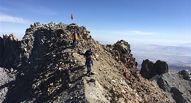 Erciyes'te zirve tırmanışları başlıyor