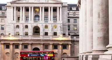 European stocks to extend declines after England rate cut as global sentiment sours