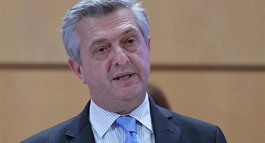 Grandi: Sivillere ve yardım çalışanlarına yönelik saldırılar sona ermelidir