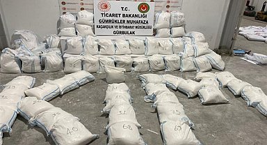 Gürbulak Gümrük Kapısı’nda 2.2 ton metamfetamin ele geçirildi