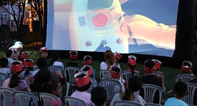 İBB'den 11 farkli ilçede gölge oyunu ve sinema deneyimi
