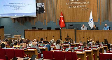 İzmir'de sokak hayvanları için eylem planı hazırlıkları sürdürülüyor