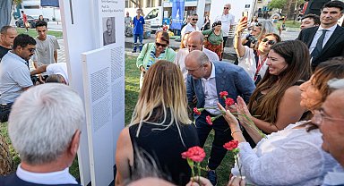 İzmir Kent Konseyi’nin eski Başkanı Akyarlı, düzenlenen törenle anıldı