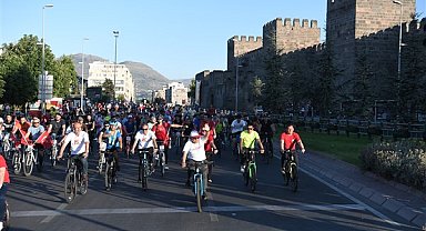 Kayseri’de 4 milyona yakın kişi sporla buluştu