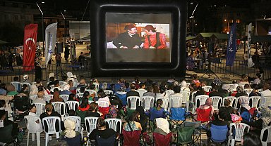 Küçükçekmece'de nostaljik film günleri