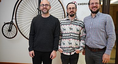 Kurumsal etkinliklere oyun tabanlı çözüm: QuizmodeOn