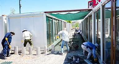 Malatya Millet Bahçesi Konteyner Çarşı'nda düzenleme çalışmaları devam ediyor