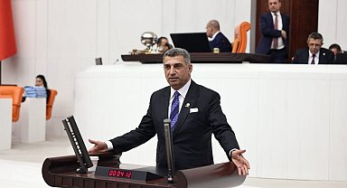 Milletvekili Erol: Sığınmacıların tamamının eksiksiz bir şekilde kayıtları yapılmalıdır