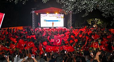Milliler olimpiyatlarda taraftar parkta