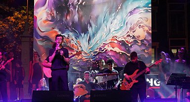 MOD10, yaz konserlerine Bandırma’dan başladı