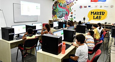 Muratpaşa'da robotik-kodlama eğitimi ilk mezunlarını verdi