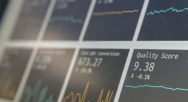 Piramit Menkul Kıymetler: BIST100 Endeksi dün günü direncinin hemen üzerinde kapattı