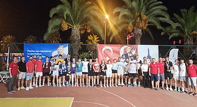 Sokak basketbolunun üçüncü etabı Göztepe'de devam etti
